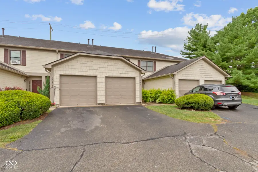 6047 Southbay Drive, Indianapolis, IN 46250 - #3