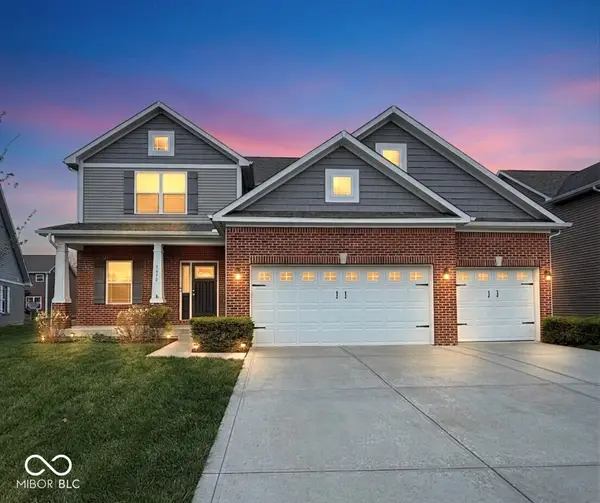 1675 Devonshire Avenue, Avon, IN 46123