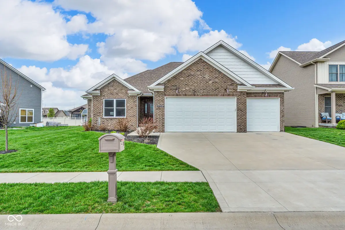 2570 Coneflower Court, Columbus, IN 47201 - #1