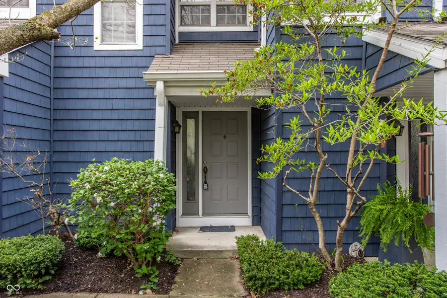 7886 Harbour Isle, Indianapolis, IN 46240 - #3