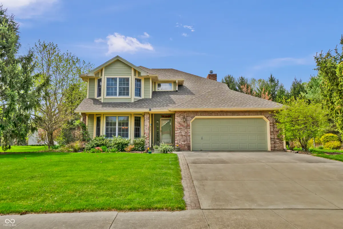 4741 Winterberry Place, Columbus, IN 47201 - #1