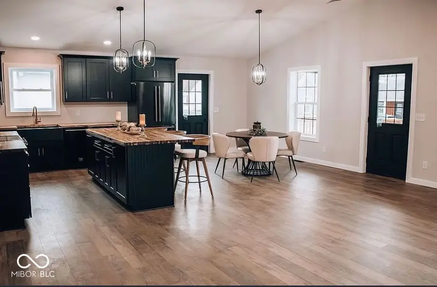 424 W 1st Street, Rushville, IN 46173 - #2