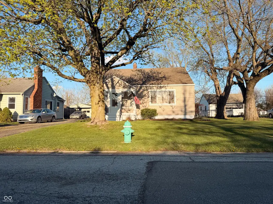 415 N 18th Avenue, Beech Grove, IN 46107 - #2