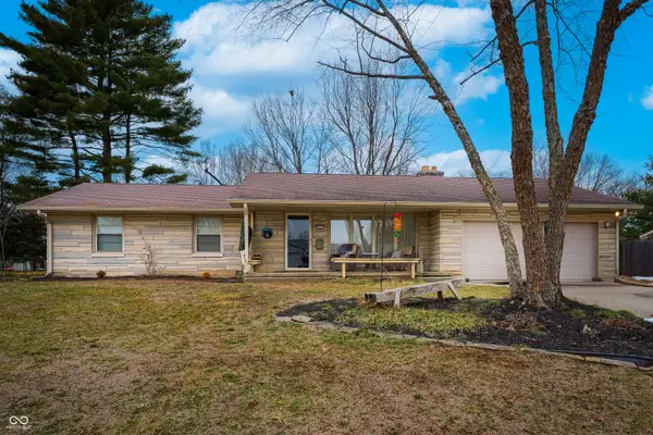 4226 Roselawn Avenue, Columbus, IN 47203