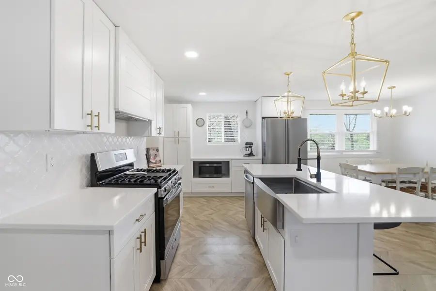 1325 E 96th Street, Indianapolis, IN 46240 - #2