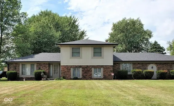 1110 S Heron Court, New Palestine, IN 46163