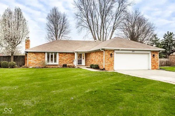 650 Green Meadow Drive, Greenwood, IN 46143