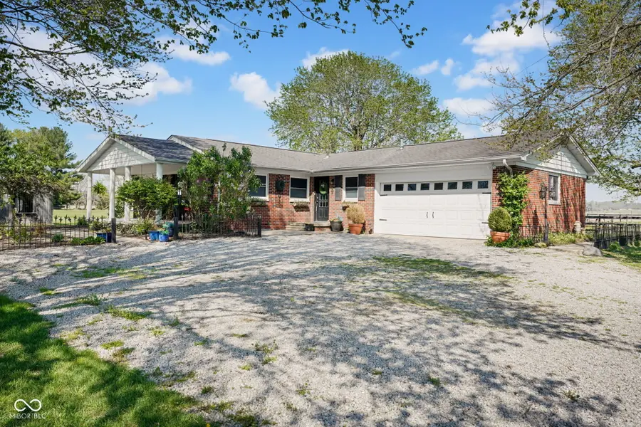 1365 N County Road 700 E, Seymour, IN 47274 - #2