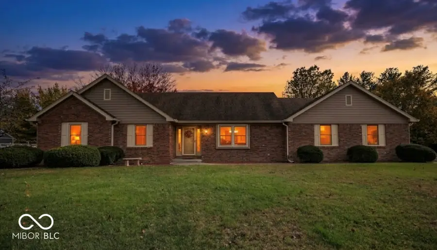 8341 Gallant Fox Drive, Indianapolis, IN 46217 - #2