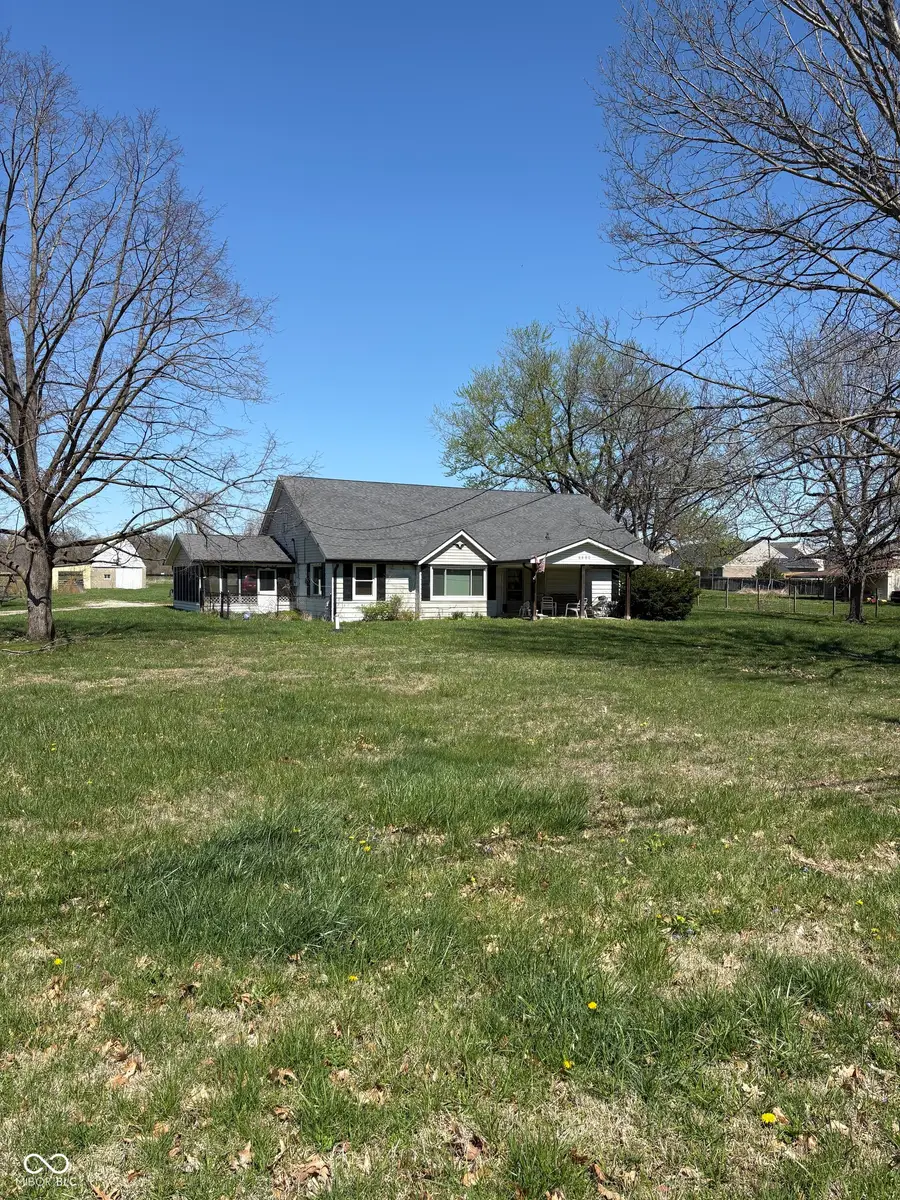 6590 E County Road 100 S, Avon, IN 46123 - #2