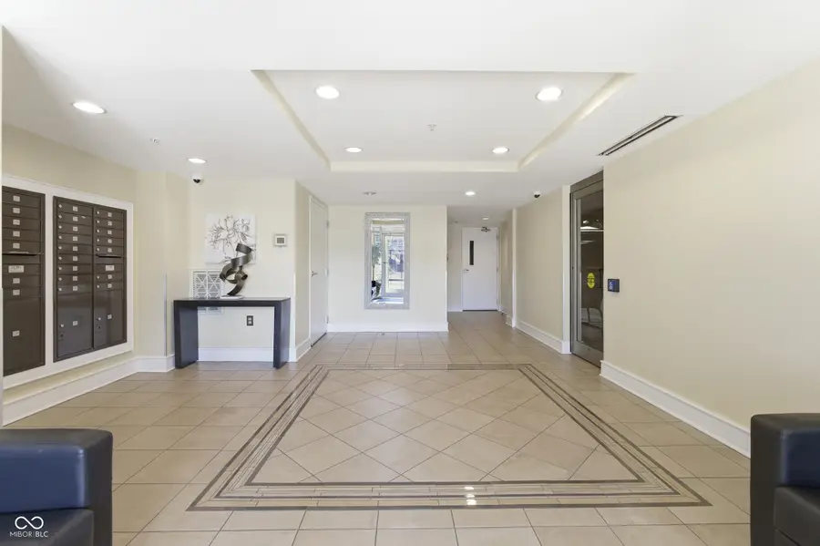 802 N Meridian Street #UNIT 204, Indianapolis, IN 46204 - #3