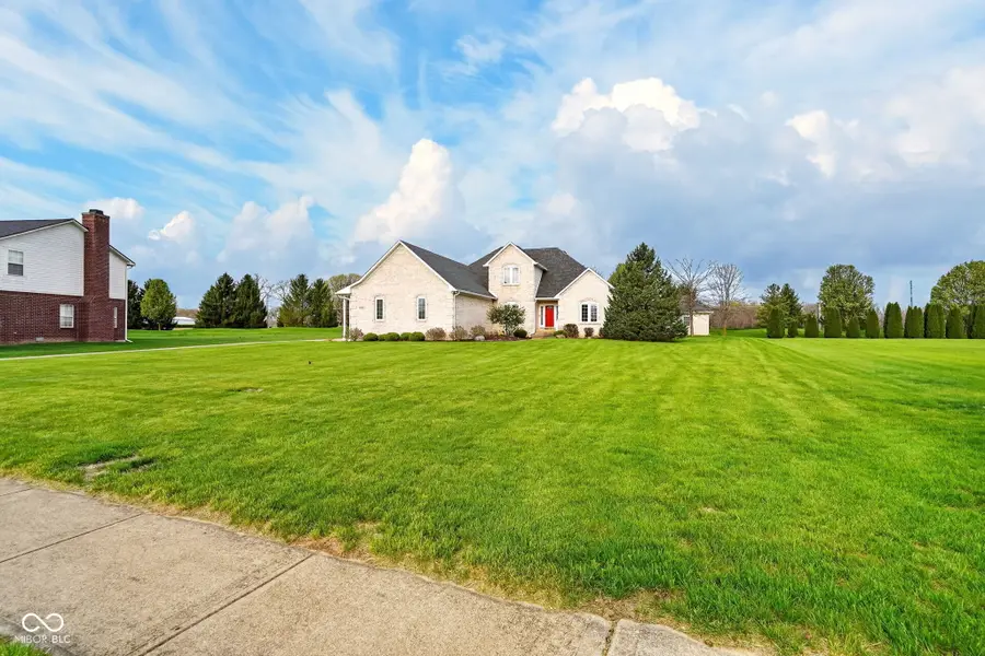 2636 S Hillview Drive, New Palestine, IN 46163 - #2