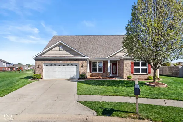 4618 W Dane Court, New Palestine, IN 46163