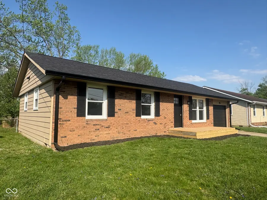 1732 Prairie Drive, Columbus, IN 47203 - #2