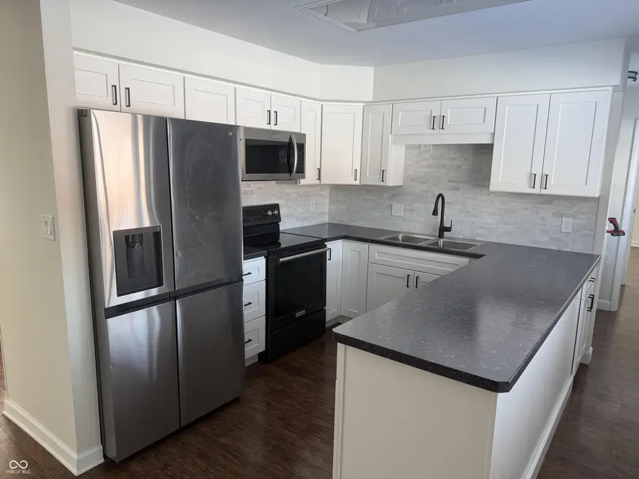 301 Meadow Drive, Greenwood, IN 46142 - #3