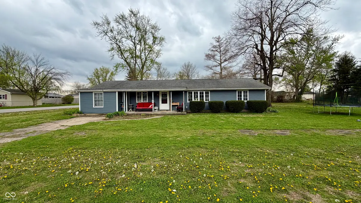 280 E Wilkison Street, Montezuma, IN 47862 - #1