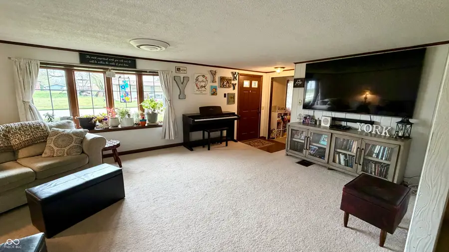 280 E Wilkison Street, Montezuma, IN 47862 - #2