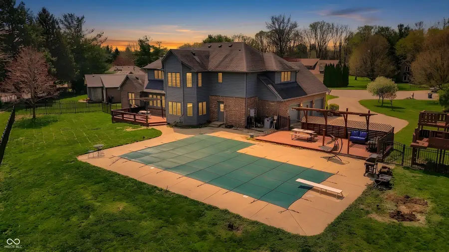 281 Sunrise Circle, Greenwood, IN 46142 - #2