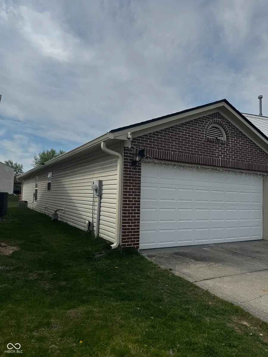 529 Meadows Edge Lane, Indianapolis, IN 46217 - #3