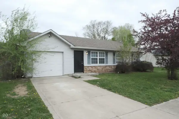 10210 Lone Wolf Drive, Indianapolis, IN 46235