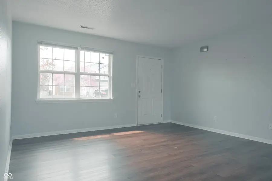 10210 Lone Wolf Drive, Indianapolis, IN 46235 - #3