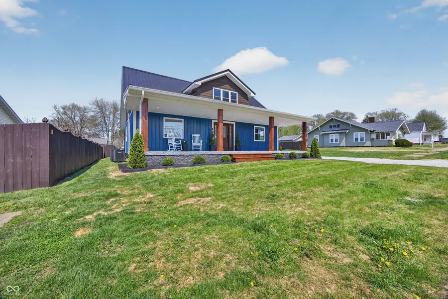 524 W Johnson Street, Sullivan, IN 47882 - #2