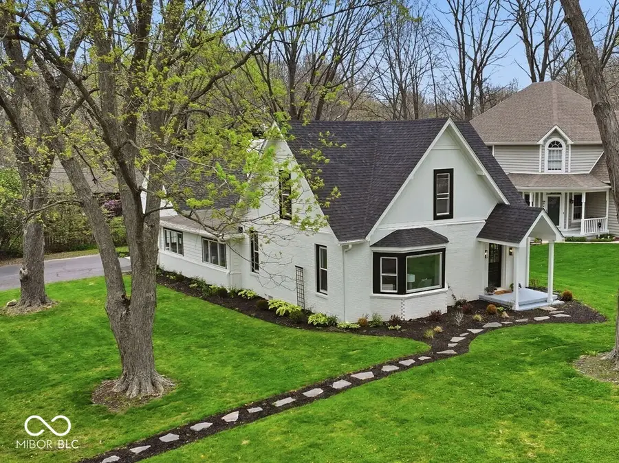 980 W Poplar Street, Zionsville, IN 46077 - #2