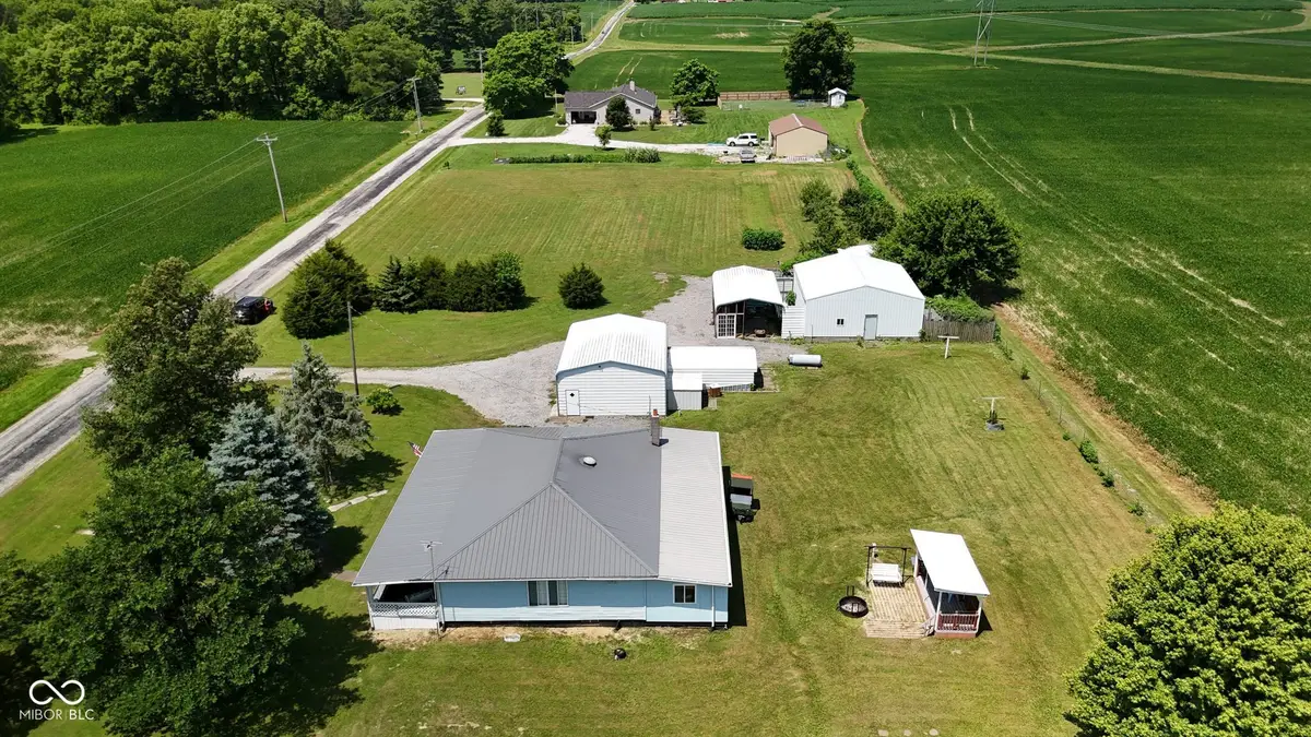 908 W 1150 S, Ladoga, IN 47954 - #1