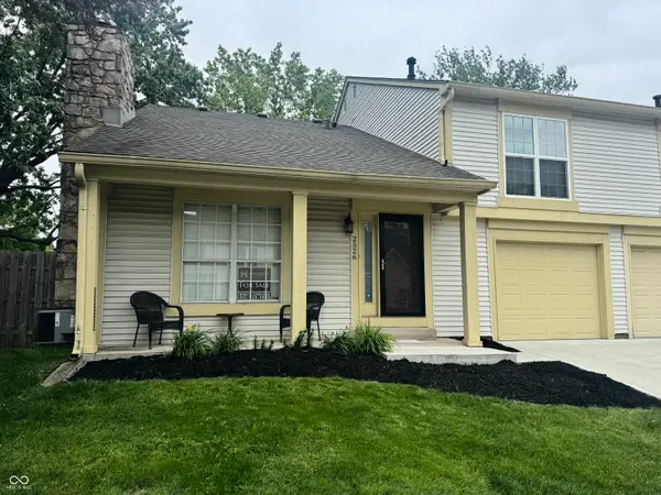 2526 E Chaseway Court, Indianapolis, IN 46268