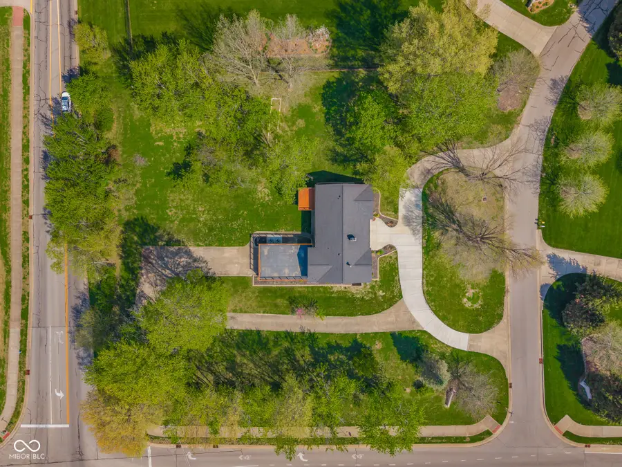 3532 Shoshonee Drive, Columbus, IN 47203 - #2