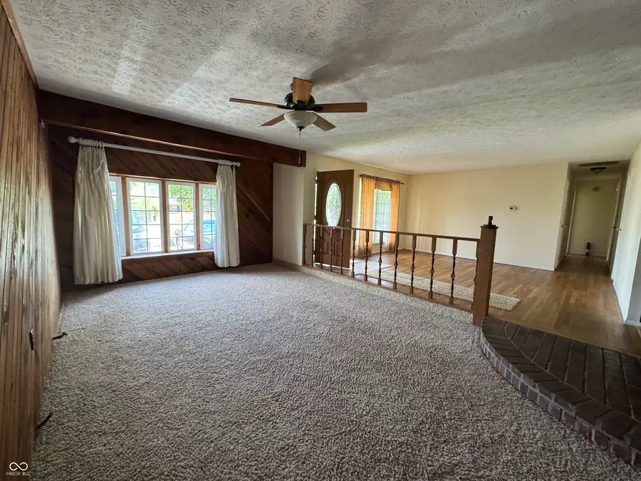 825 Parkview Drive, Rushville, IN 46173 - #3