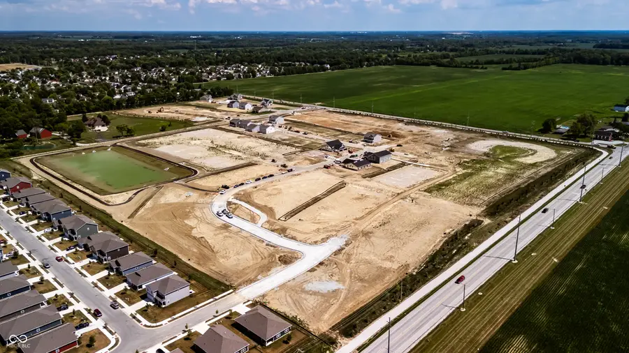 784 Center Street, Greenfield, IN 46140 - #2