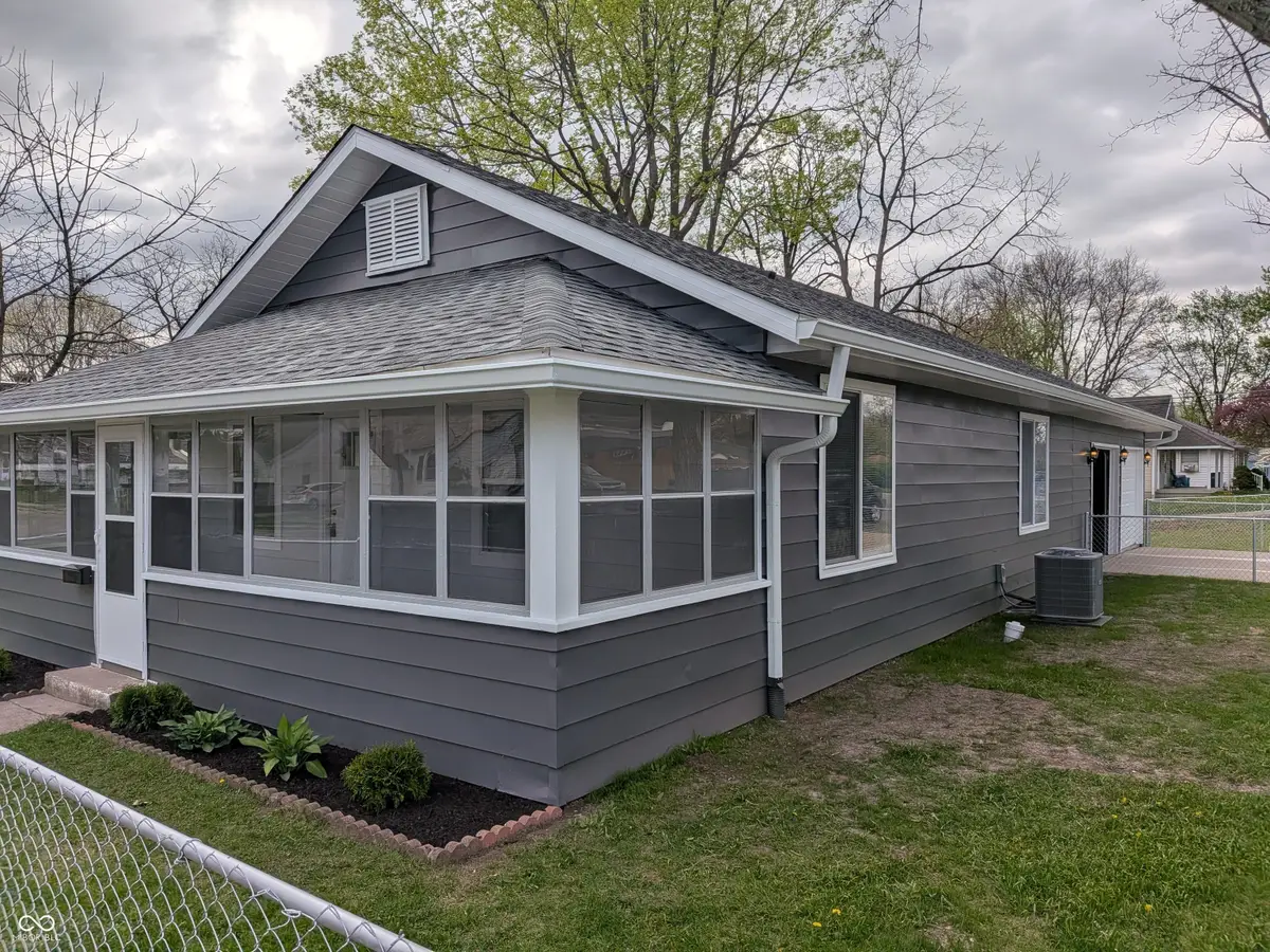 303 E 31st Street, Anderson, IN 46016 - #1