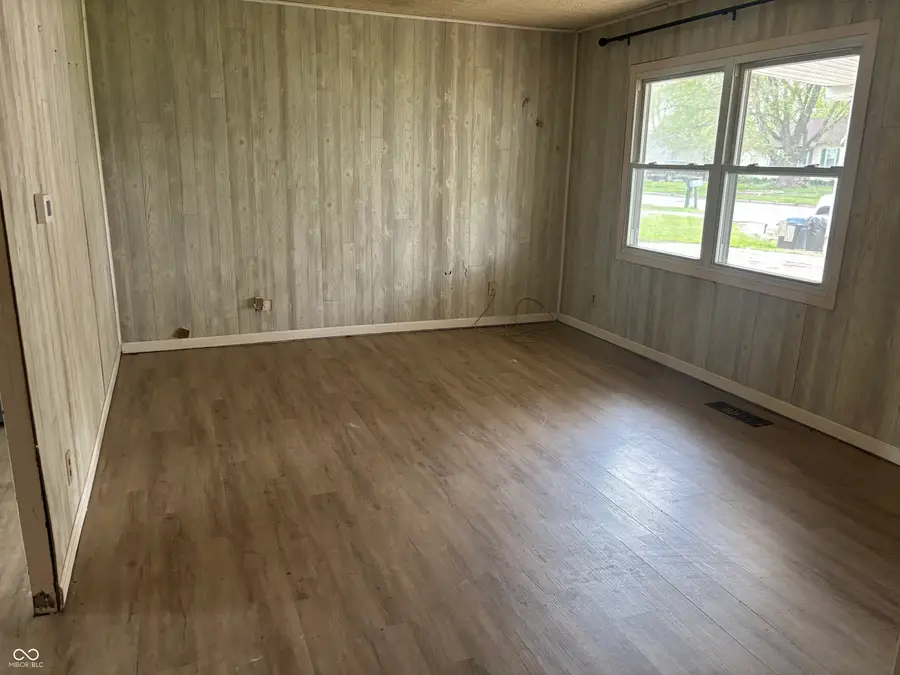 412 Fairlane Drive, Crawfordsville, IN 47933 - #3