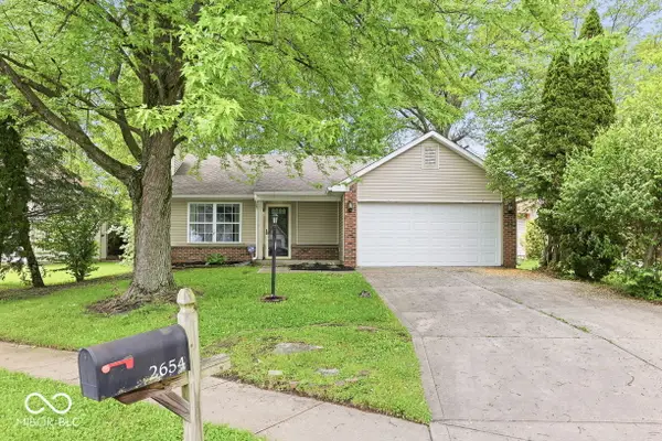 2654 Cooper Pointe Circle, Indianapolis, IN 46268
