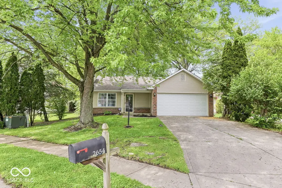 2654 Cooper Pointe Circle, Indianapolis, IN 46268 - #2