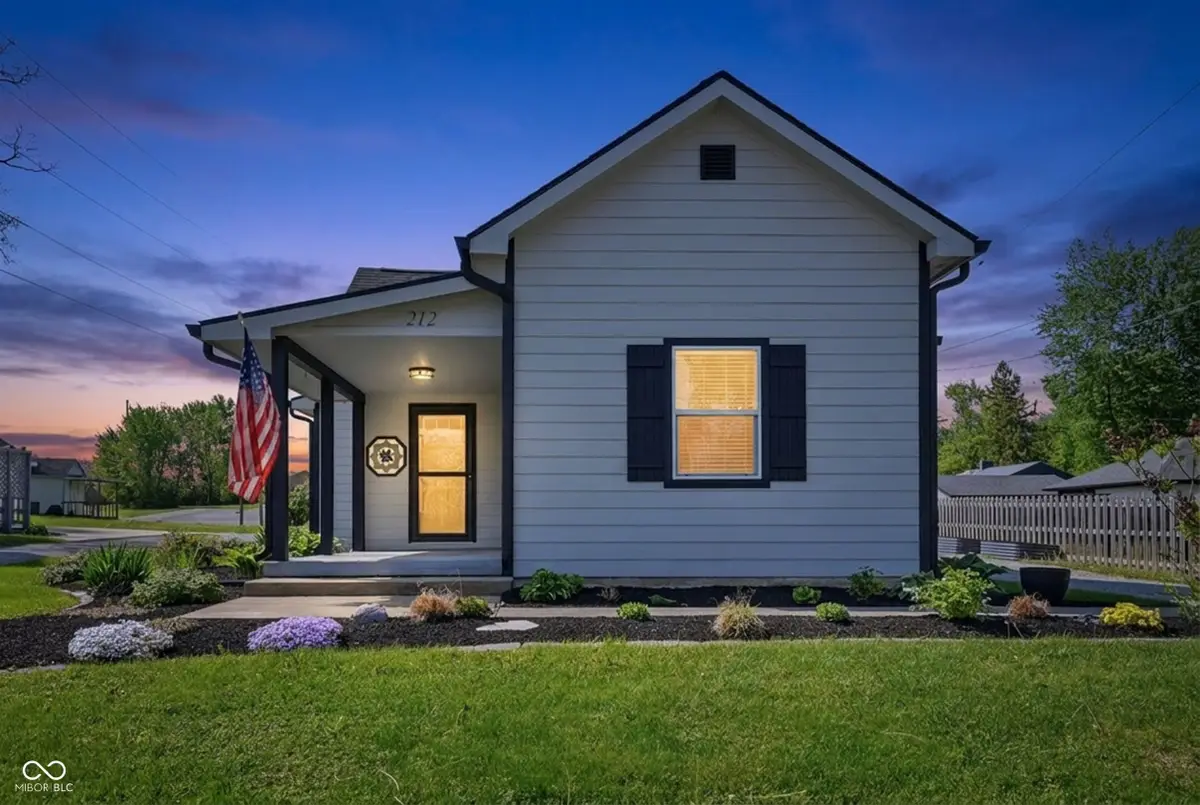 212 E Madison Avenue, Pendleton, IN 46064 - #1