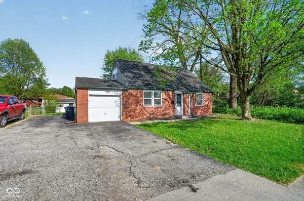 1717 S 9th Avenue, Beech Grove, IN 46107