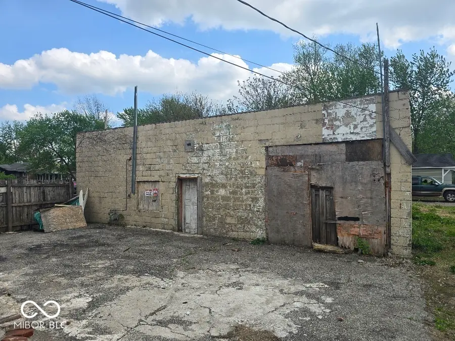 3523 E 10th Street, Indianapolis, IN 46201 - #3