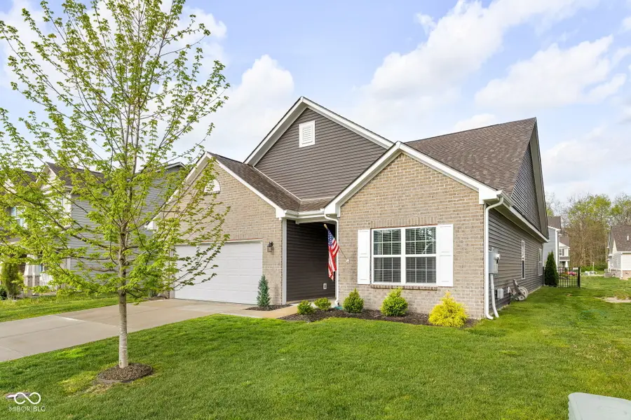 866 Declaration Drive, Pittsboro, IN 46167 - #2