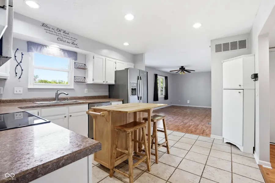 8474 Wakefield Court, Indianapolis, IN 46256 - #3