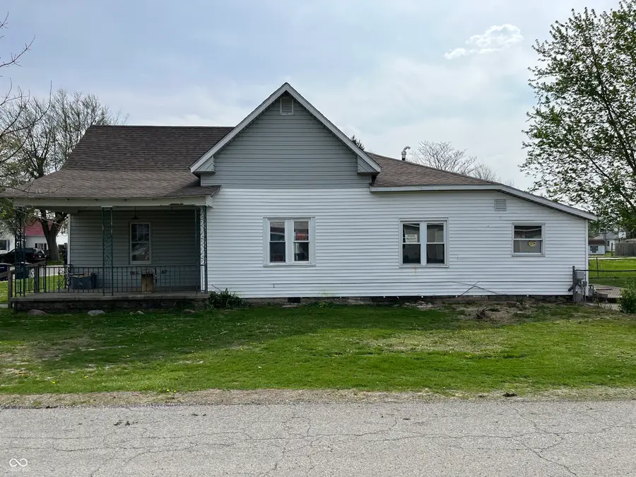 1301 S J Street, Elwood, IN 46036 - #3