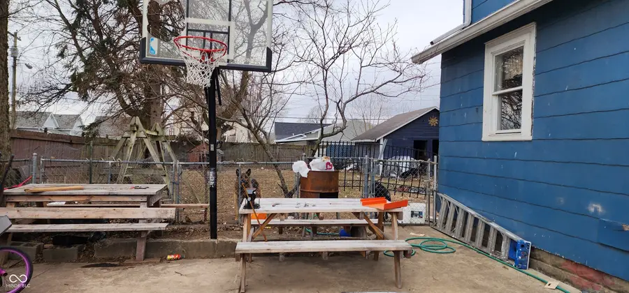 2207 Fletcher Street, Anderson, IN 46016 - #3