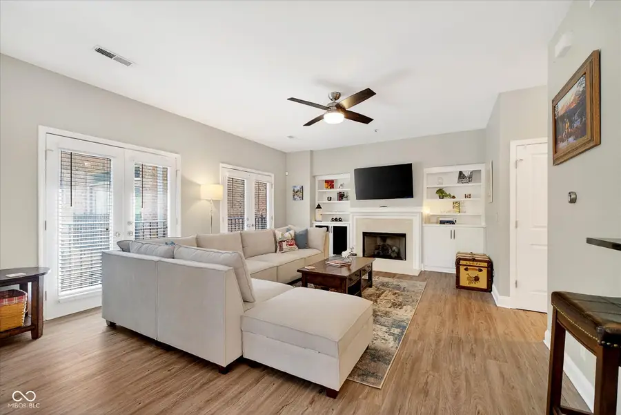 530 Allard Place, Indianapolis, IN 46202 - #2