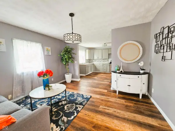 2002 E Highland Avenue, Muncie, IN 47303