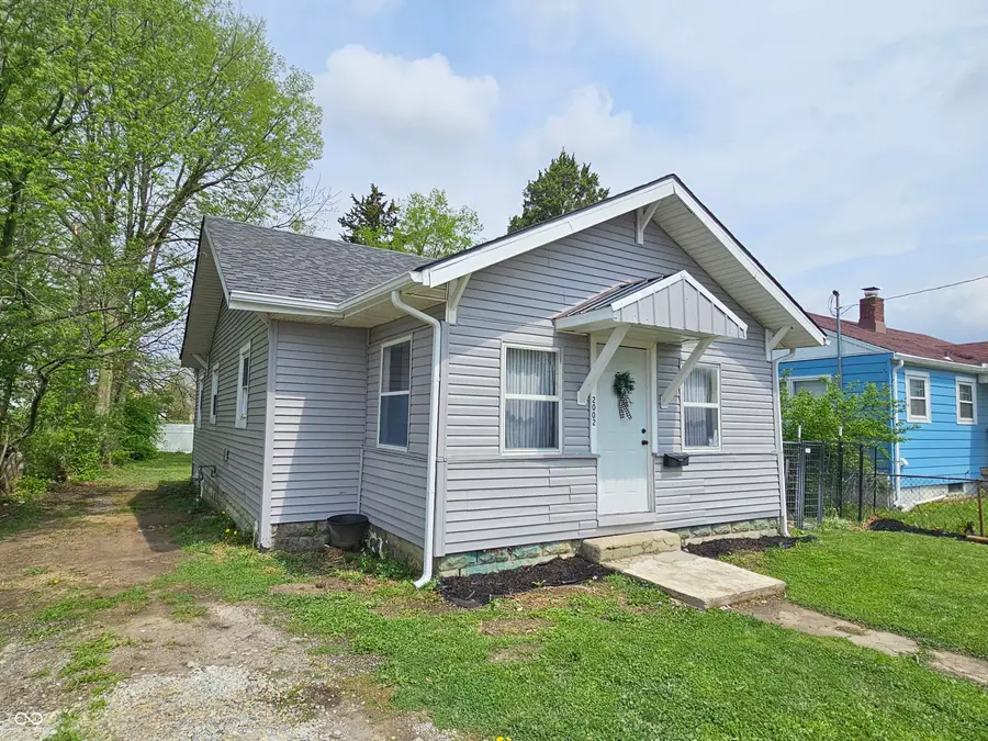 2002 E Highland Avenue, Muncie, IN 47303 - #2