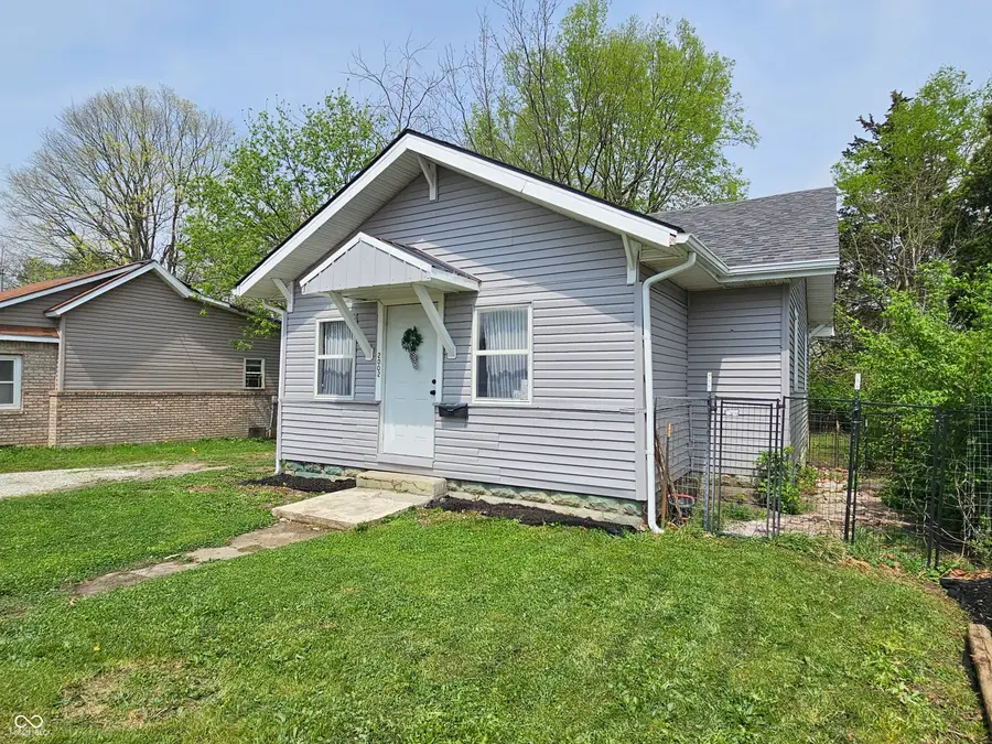 2002 E Highland Avenue, Muncie, IN 47303 - #3