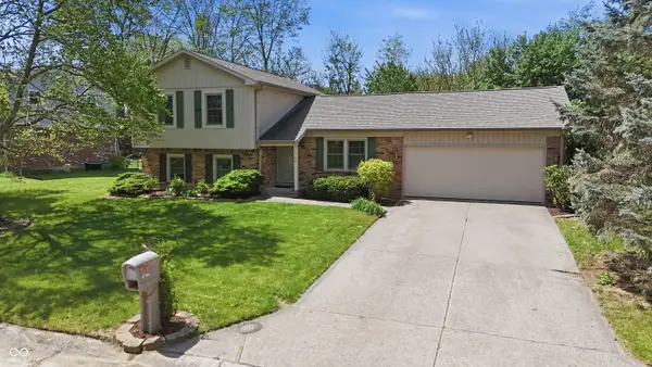 8768 Meadowridge Lane, Indianapolis, IN 46217