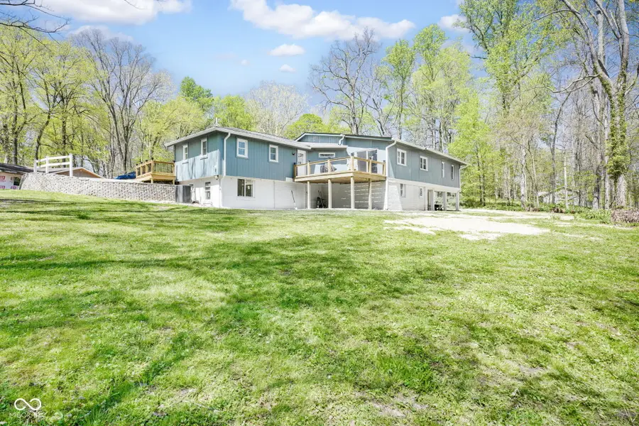 8515 N Briarwood Lake South Court, Monrovia, IN 46157 - #2