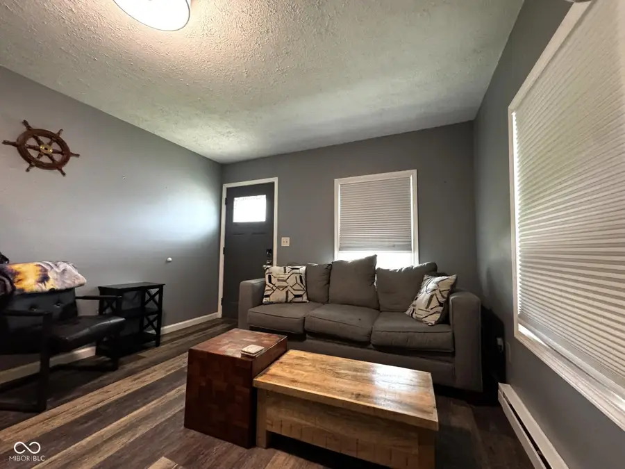 313 E 5th Street, Seymour, IN 47274 - #3